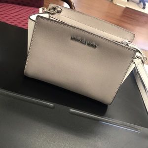 Excellent condition Michael kors mini Selma